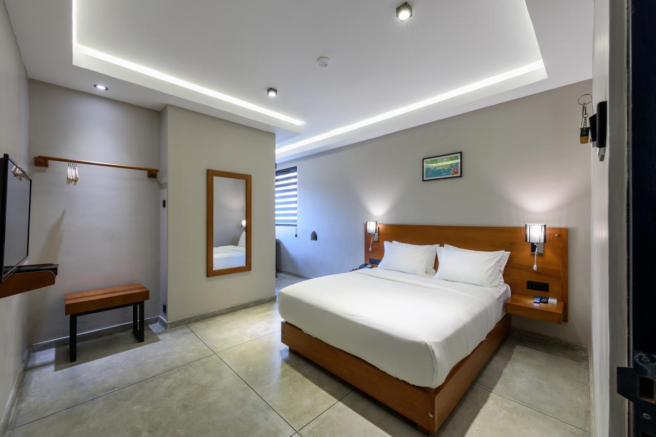 Fern Colombo Exterior foto